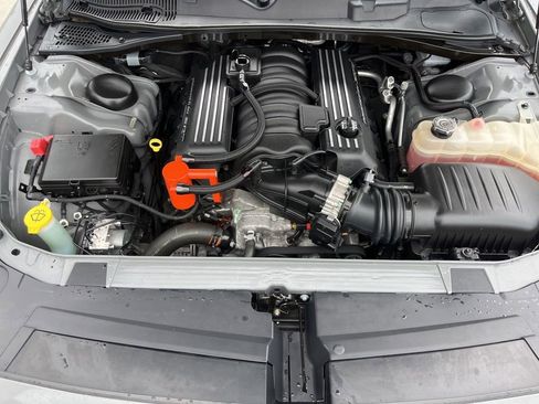 Used 2018 Dodge Challenger R/T Scat Pack RWD image 4