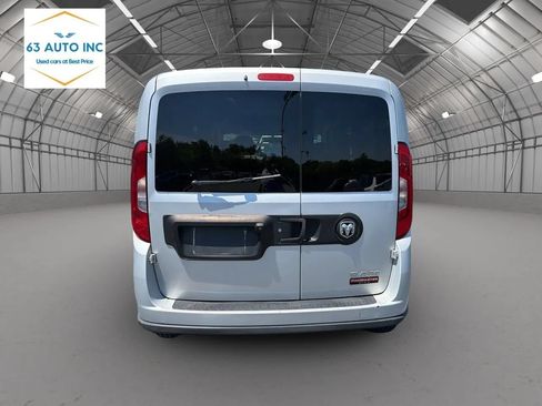 Used 2018 RAM ProMaster City SLT FWD image 5