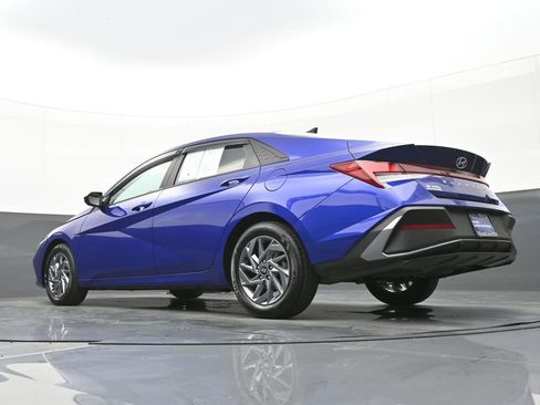Certified 2024 Hyundai Elantra SEL FWD image 45
