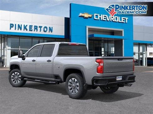 New 2026 Chevrolet Silverado 2500 Custom w/ Custom Value Package AWD/4WD image 4