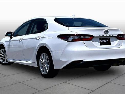 Certified 2022 Toyota Camry LE FWD image 12