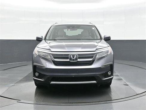 Used 2021 Honda Pilot Touring image 2