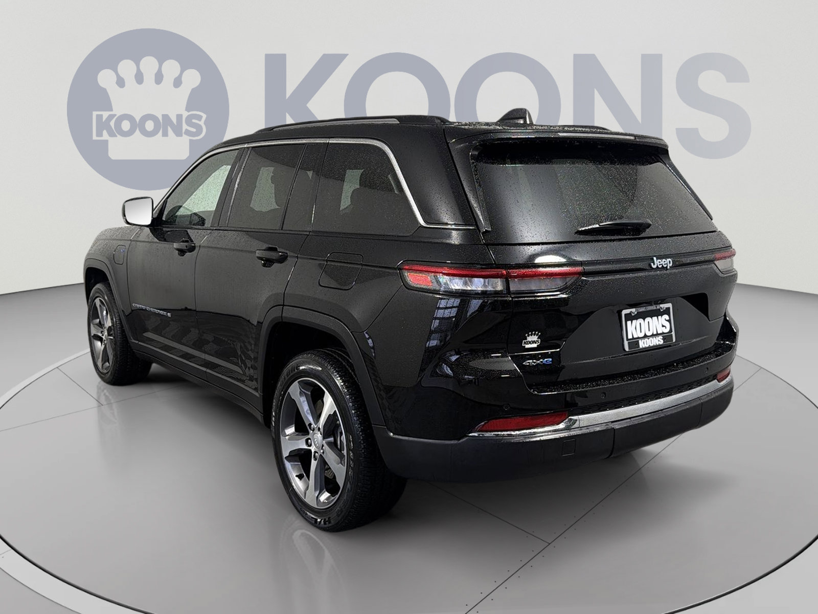Used 2023 Jeep Grand Cherokee 4WD 4xe image 4
