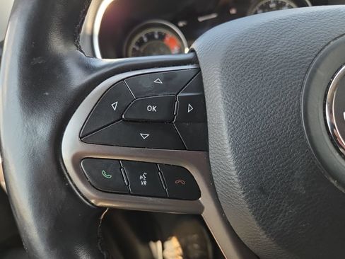 Used 2020 Jeep Cherokee Limited AWD/4WD image 20