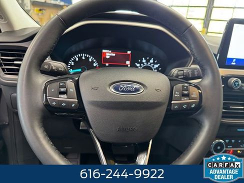 Used 2022 Ford Escape SE w/ Cold Weather Package AWD/4WD image 19