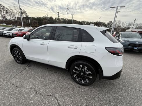 New 2026 Honda HR-V EX-L image 9