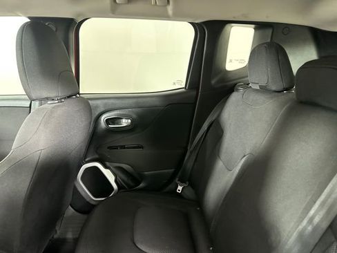 Certified 2019 Jeep Renegade Sport w/ Sport Appearance Group AWD/4WD image 14