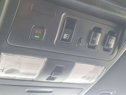 Used 2024 Nissan Titan PRO-4X w/ Pro-4x Convenience Package AWD/4WD image 27