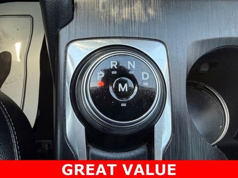 Used 2020 Ford Escape Titanium AWD/4WD image 24