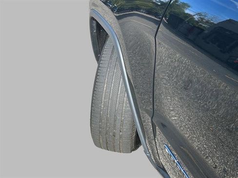 Certified 2022 Jeep Grand Cherokee Limited image 10