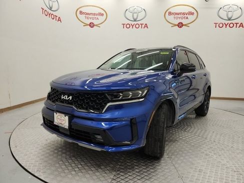 Used 2023 Kia Sorento SX FWD image 2