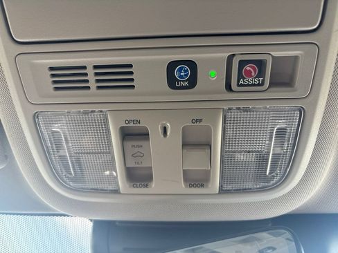 Used 2022 Honda Accord Touring image 26