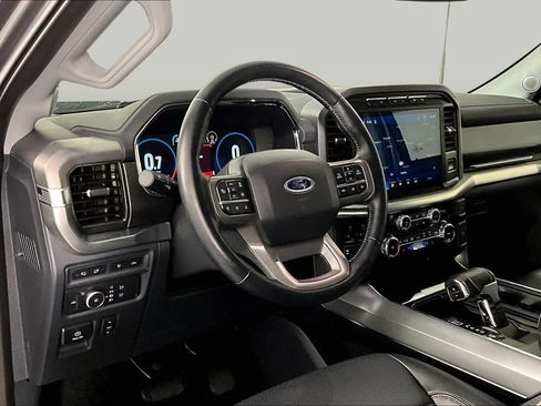 Used 2022 Ford F150 Lariat w/ Equipment Group 502A High AWD/4WD image 16