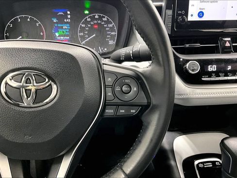 Used 2023 Toyota Corolla SE FWD image 25