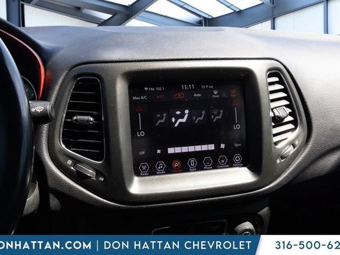 Used 2020 Jeep Compass Trailhawk AWD/4WD image 7
