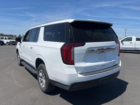 Certified 2024 Chevrolet Trax LT w/ LT Convenience Package FWD image 23