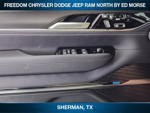 New 2026 Jeep Grand Wagoneer L Summit AWD/4WD image 18