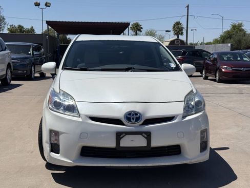 Used 2010 Toyota Prius One FWD image 2