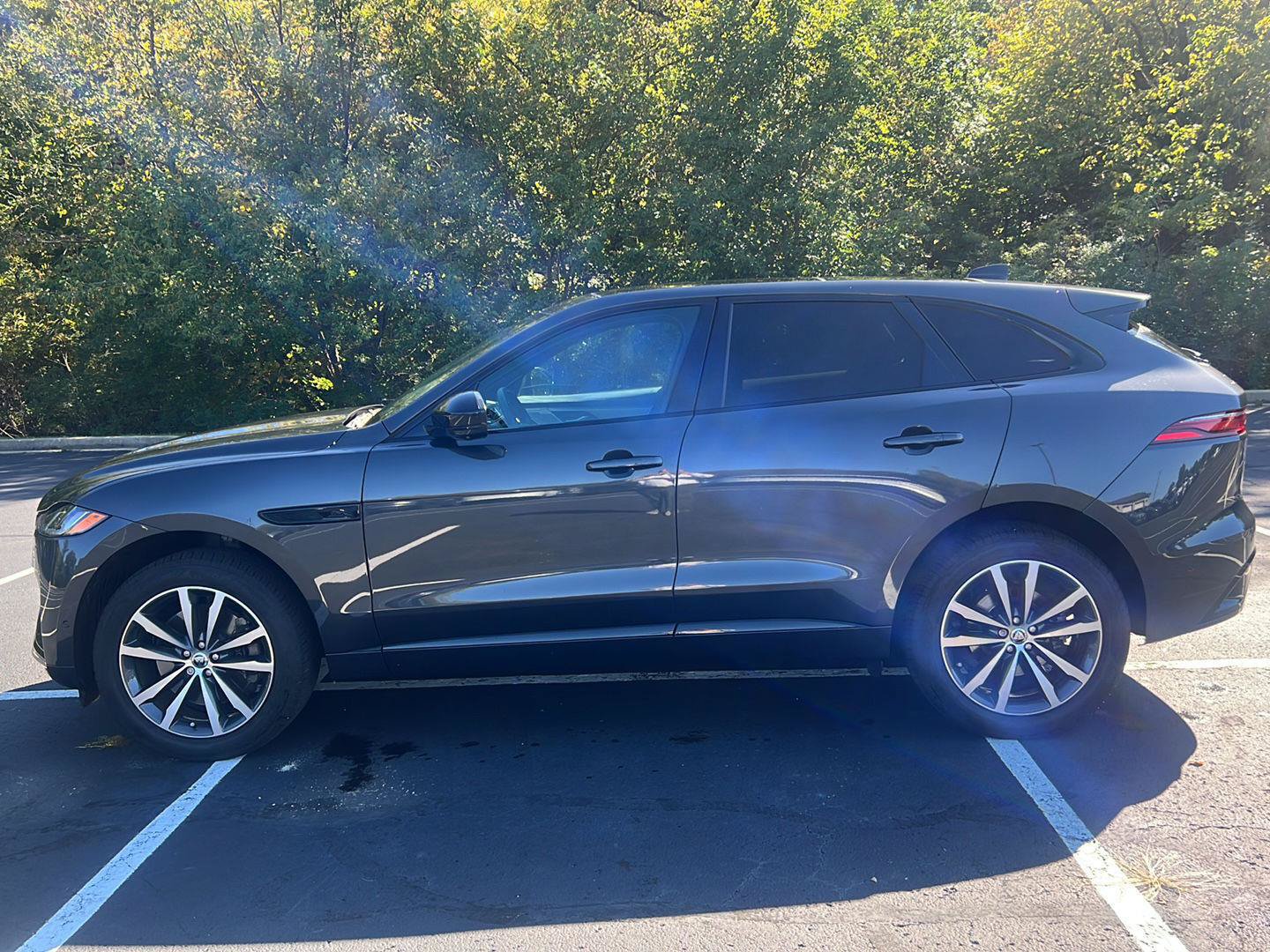 Certified 2026 Jaguar F-PACE R-Dynamic S AWD/4WD image 2