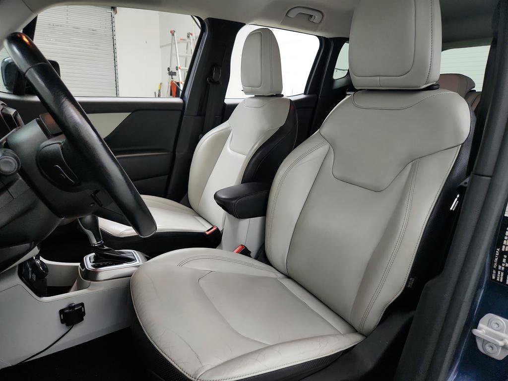 Used 2022 Jeep Renegade Limited AWD/4WD image 14