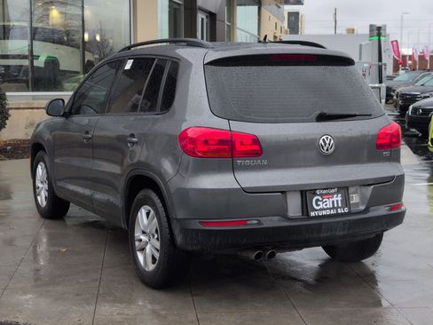 Used 2016 Volkswagen Tiguan S image 7