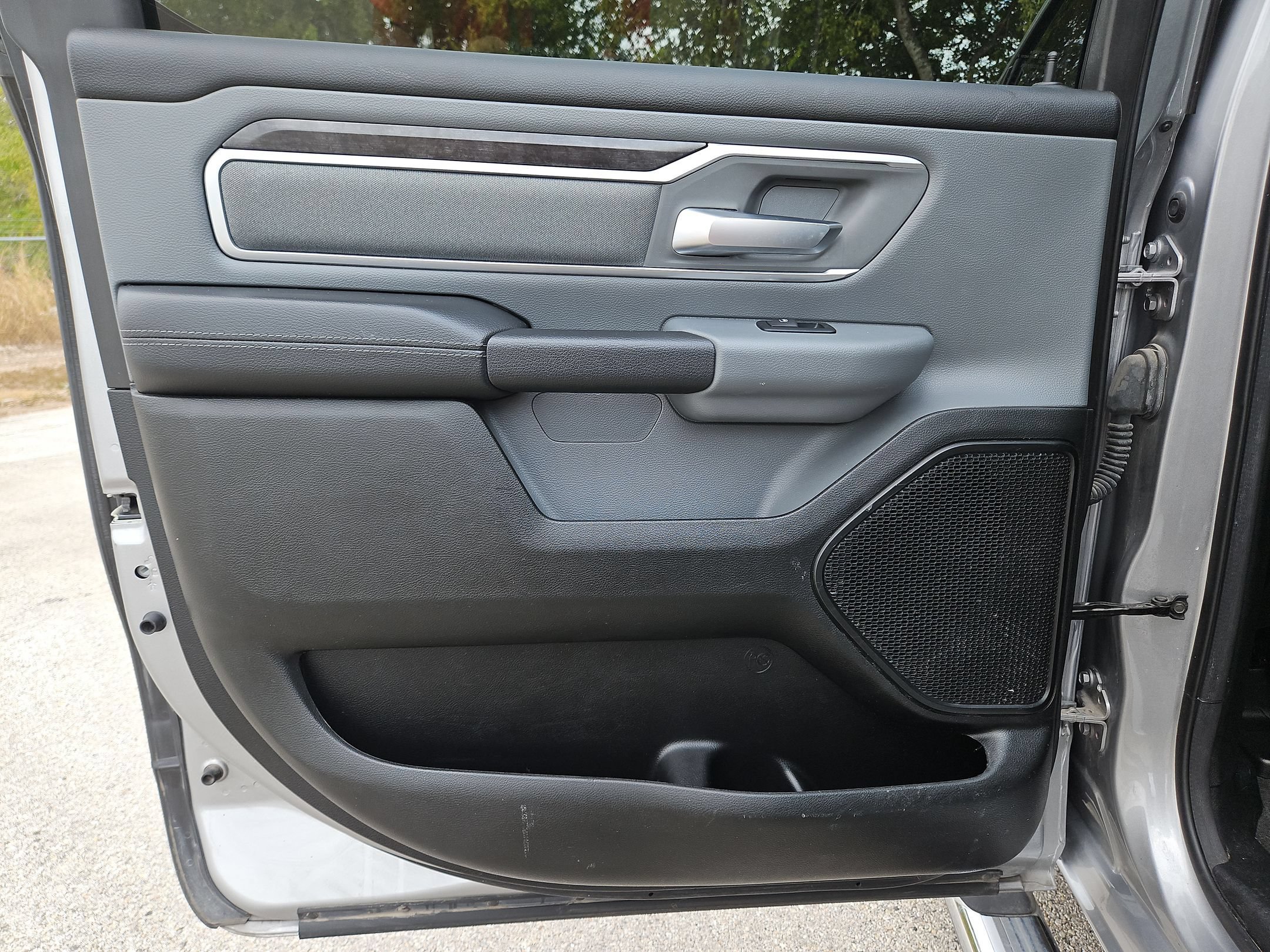 Used 2022 RAM 1500 Lone Star AWD/4WD image 14