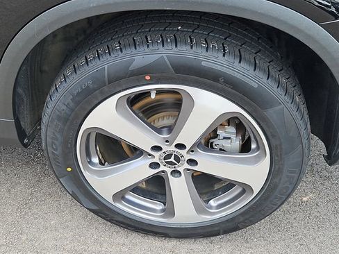 Used 2018 Mercedes-Benz GLC 300 image 8