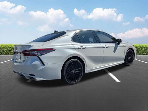 Certified 2022 Toyota Camry XSE w/ Navigation Package FWD image 5
