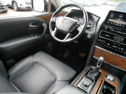 Certified 2024 Nissan Armada SL w/ Captain's Chairs Package AWD/4WD image 9