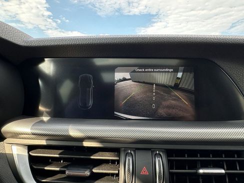 Used 2024 Alfa Romeo Stelvio Ti image 19