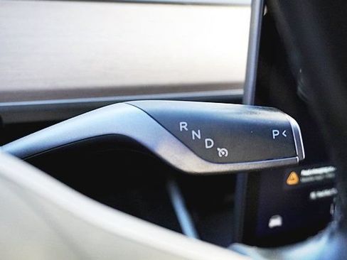 Used 2019 Tesla Model 3 Mid Range RWD image 46