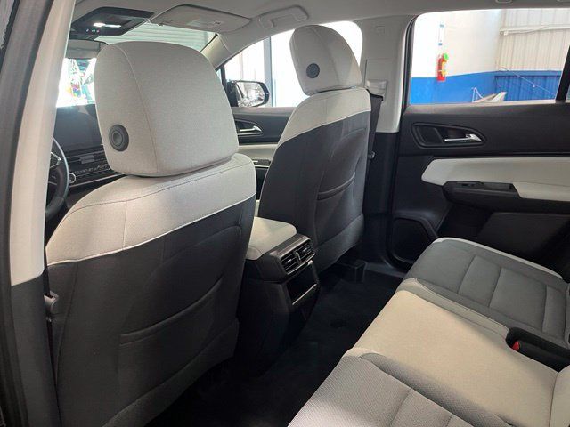Used 2024 Honda Prologue EX image 18