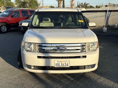 Used 2011 Ford Flex SEL w/ Rapid Spec Order Code FWD image 5