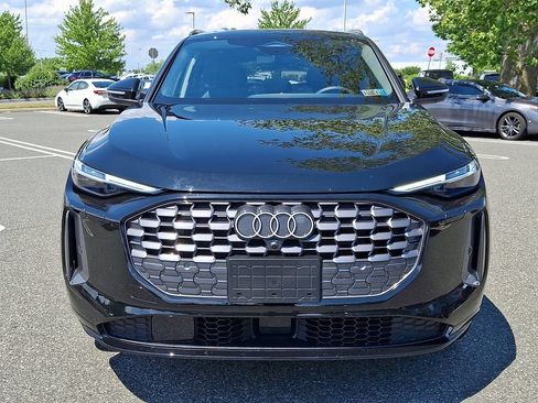 Certified 2025 Audi Q5 Premium Plus w/ Premium Plus AWD/4WD image 5