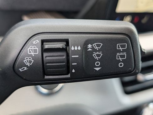 New 2026 Ford Explorer Active image 28