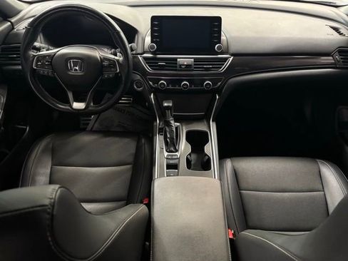 Used 2022 Honda Accord Sport image 2