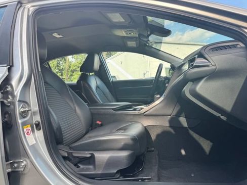 Used 2019 Toyota Camry SE FWD image 24