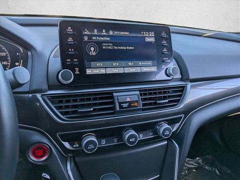 Used 2022 Honda Accord Sport image 12