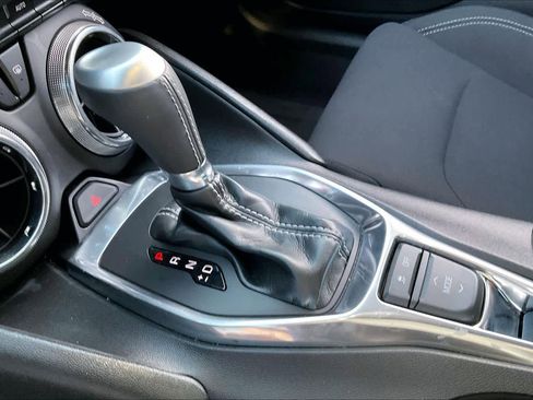 Used 2018 Chevrolet Camaro LT w/ RS Package image 15