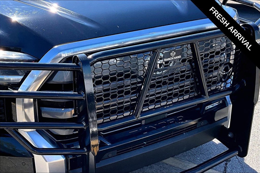 Used 2024 Toyota Tundra Limited w/ Power Package AWD/4WD image 32
