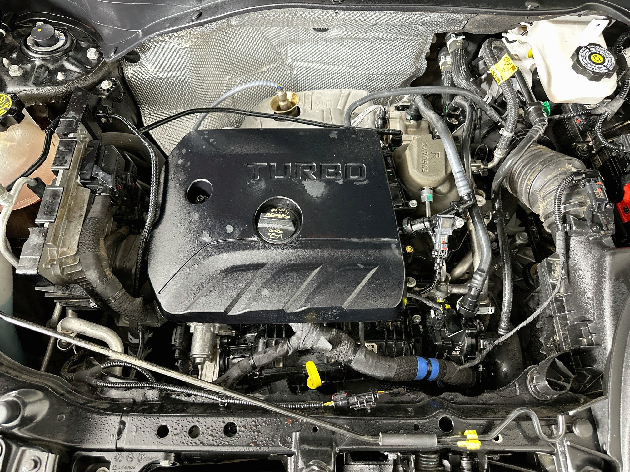 Used 2025 Buick Encore GX Preferred AWD/4WD image 31