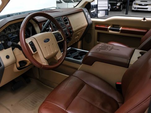 Used 2012 Ford F250 King Ranch w/ FX4 Off Road Pkg image 2