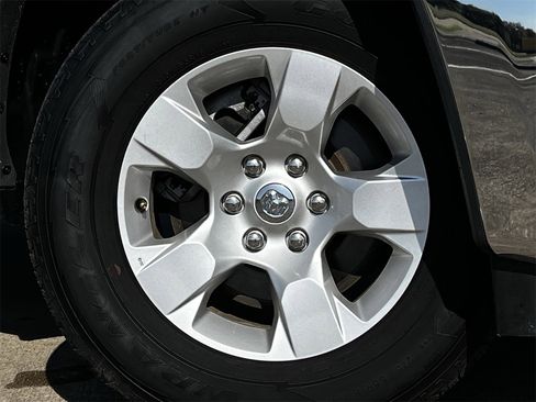 Used 2025 RAM 1500 Big Horn image 28