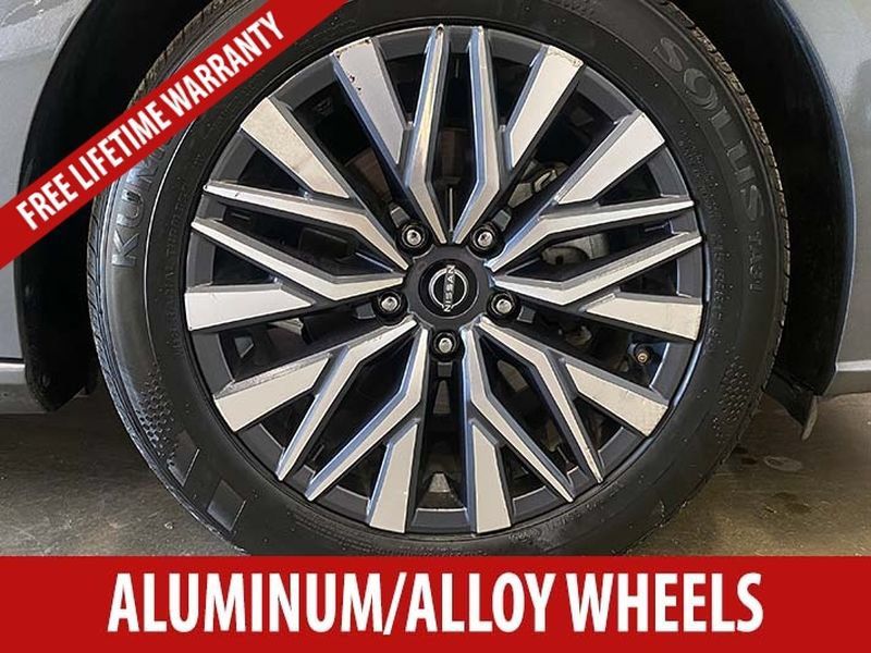 Used 2025 Nissan Altima 2.5 SV FWD image 6