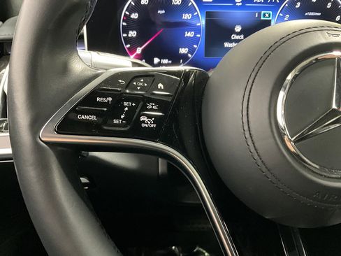 Used 2022 Mercedes-Benz S 580 4MATIC Sedan image 17