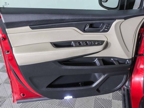 Used 2022 Honda Odyssey EX-L image 22