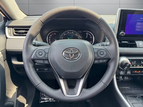 Certified 2024 Toyota RAV4 XLE w/ Convenience Package AWD/4WD image 13