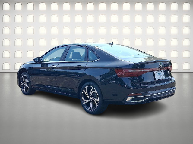 New 2027 Volkswagen Jetta SEL FWD image 3