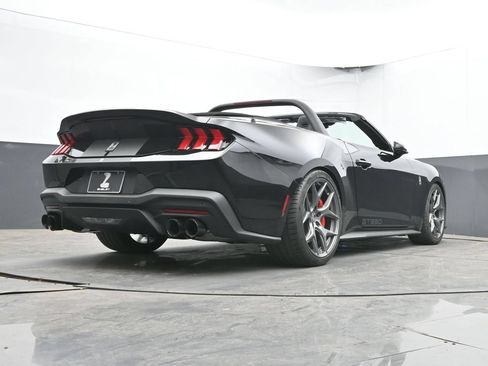 New 2026 Ford Mustang GT Premium w/ GT Performance Package RWD image 31