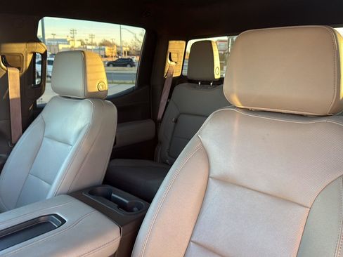 Used 2022 GMC Sierra 1500 SLT image 19